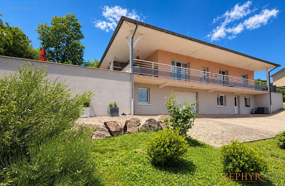 Maison à CHAUFFAILLES