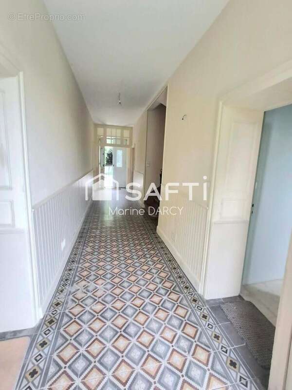Maison 184 m² à Saint-Affrique-Les-Montagnes  - photo 6