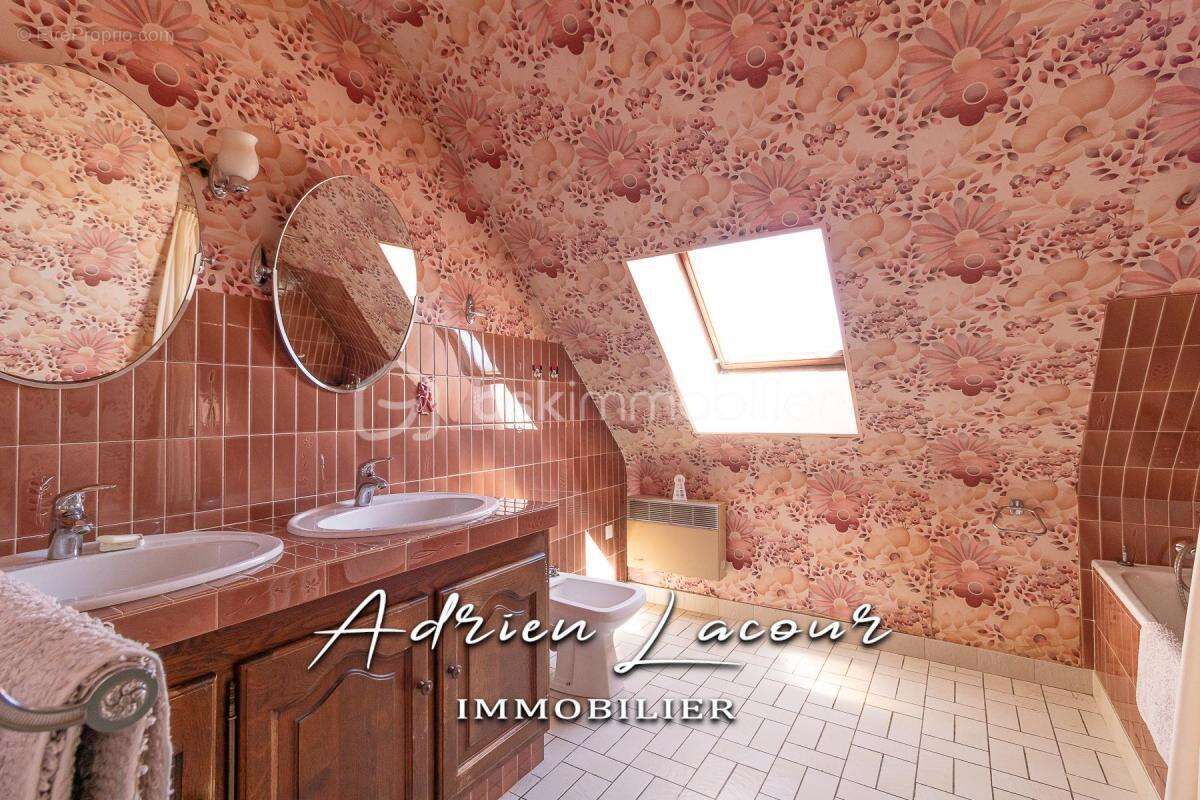 Maison familiale - photo 13