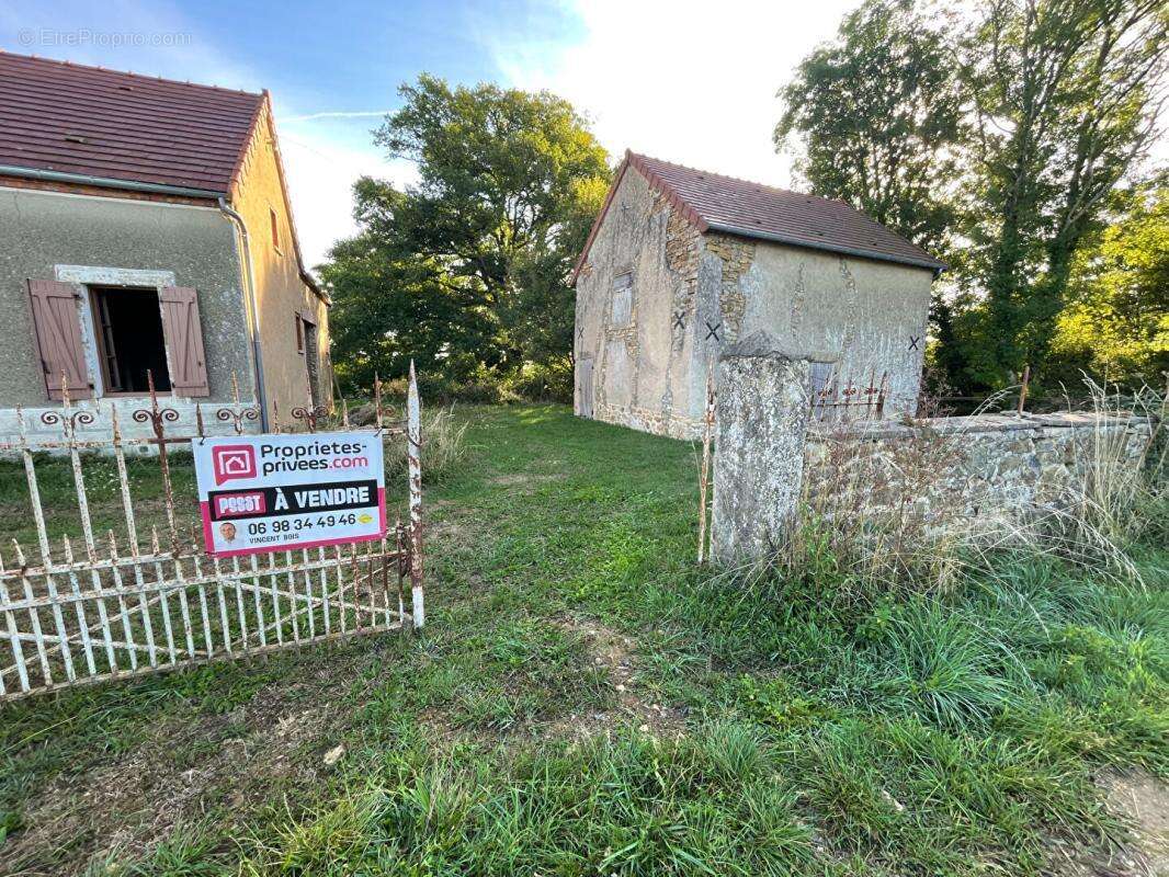 Chateaumeillant  Longère idéale pour vos projets - photo 7