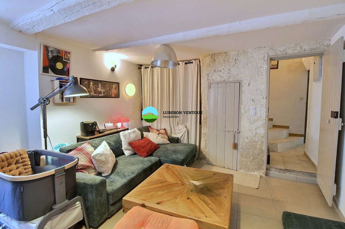 Caromb, maison de charme 3 pièces de 78.36 m2 - photo 7