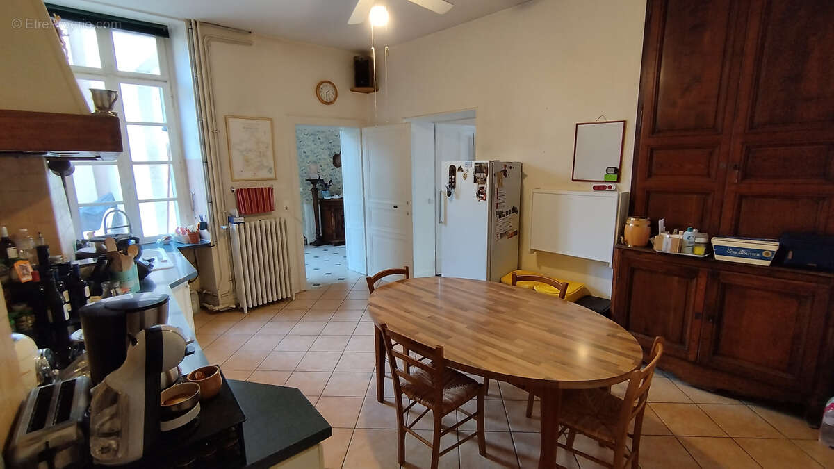 Maison à CEAUX-EN-COUHE