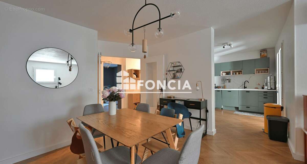 Appartement à CASTELNAU-LE-LEZ