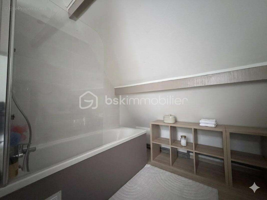 Rare sur le secteur : maison avec 2 chambres en RDC et sous-sol total - photo 14