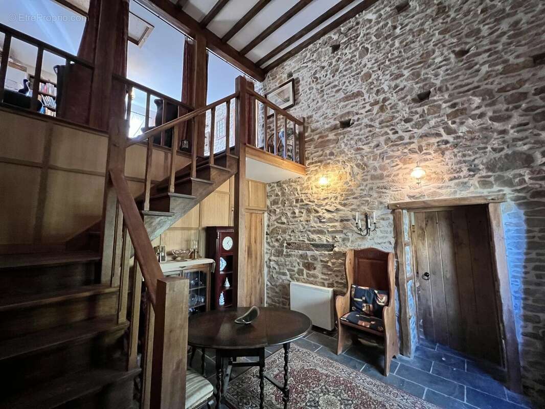 Maison à SAINT-SEBASTIEN