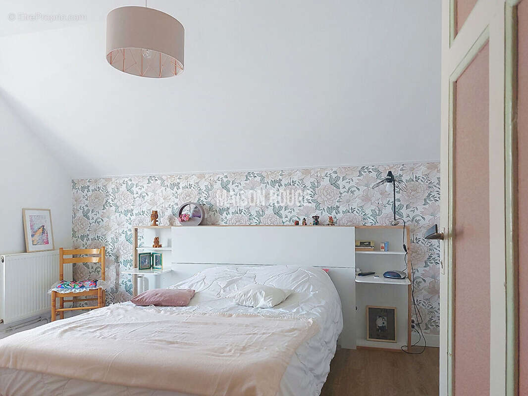 Maison néo-bretonne familiale avec bureau, 3 chambres et sous-sol total à Lamballe! - photo 7