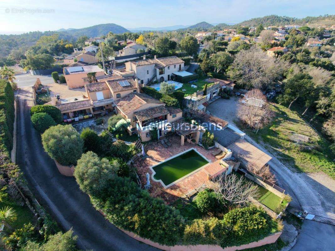 Maison à LES ADRETS-DE-L'ESTEREL