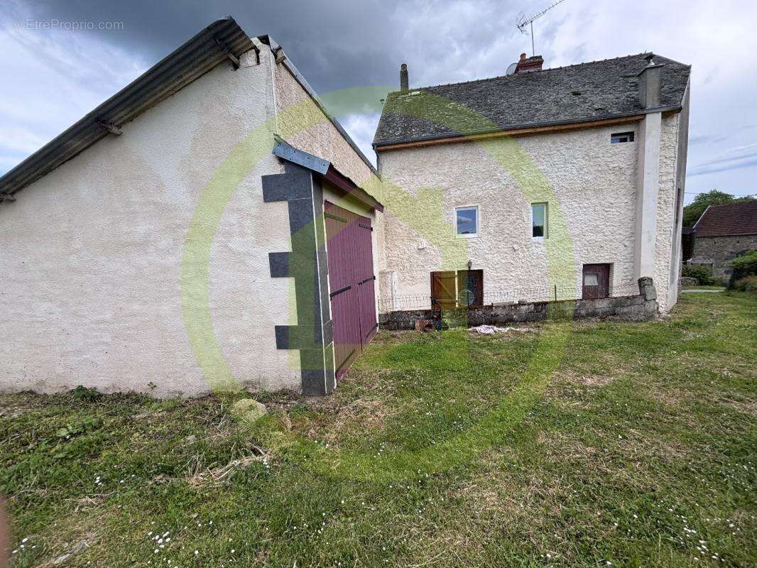 Maison à SAINT-CHABRAIS
