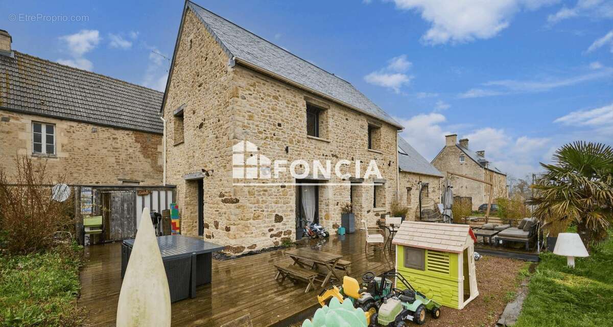 Maison à VACOGNES-NEUILLY