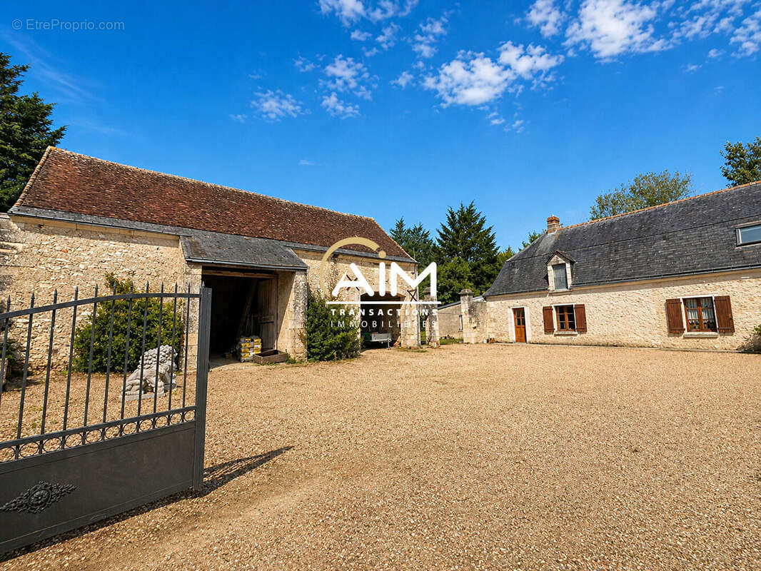 Maison à REIGNAC-SUR-INDRE
