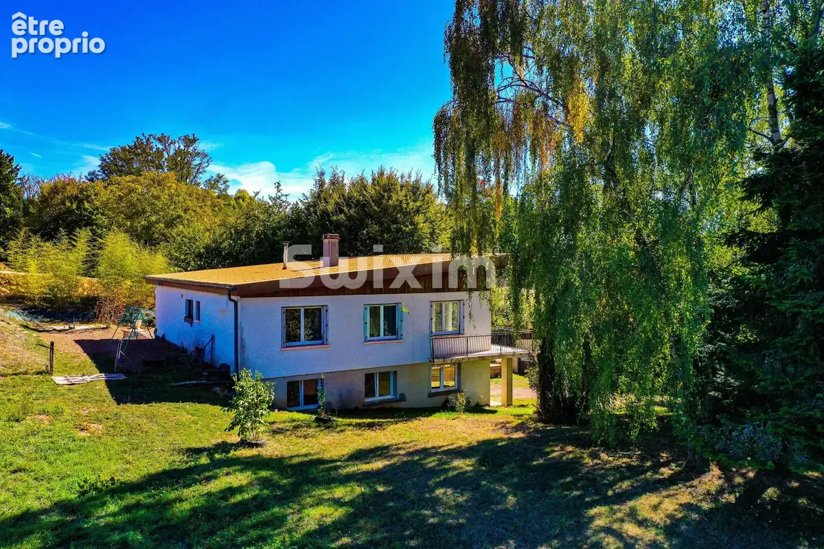 Maison à FRANGY-EN-BRESSE