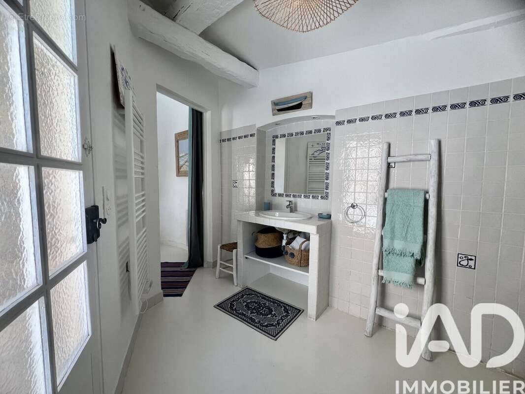 Photo 3 - Maison à LA GARDE-FREINET