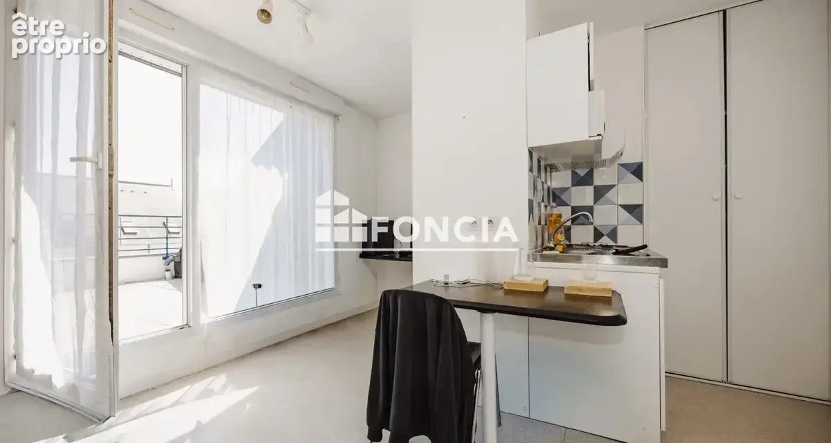Dernier etage avec terrasse - photo 4