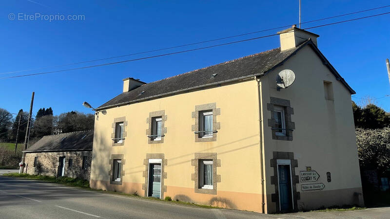 Maison à LANISCAT