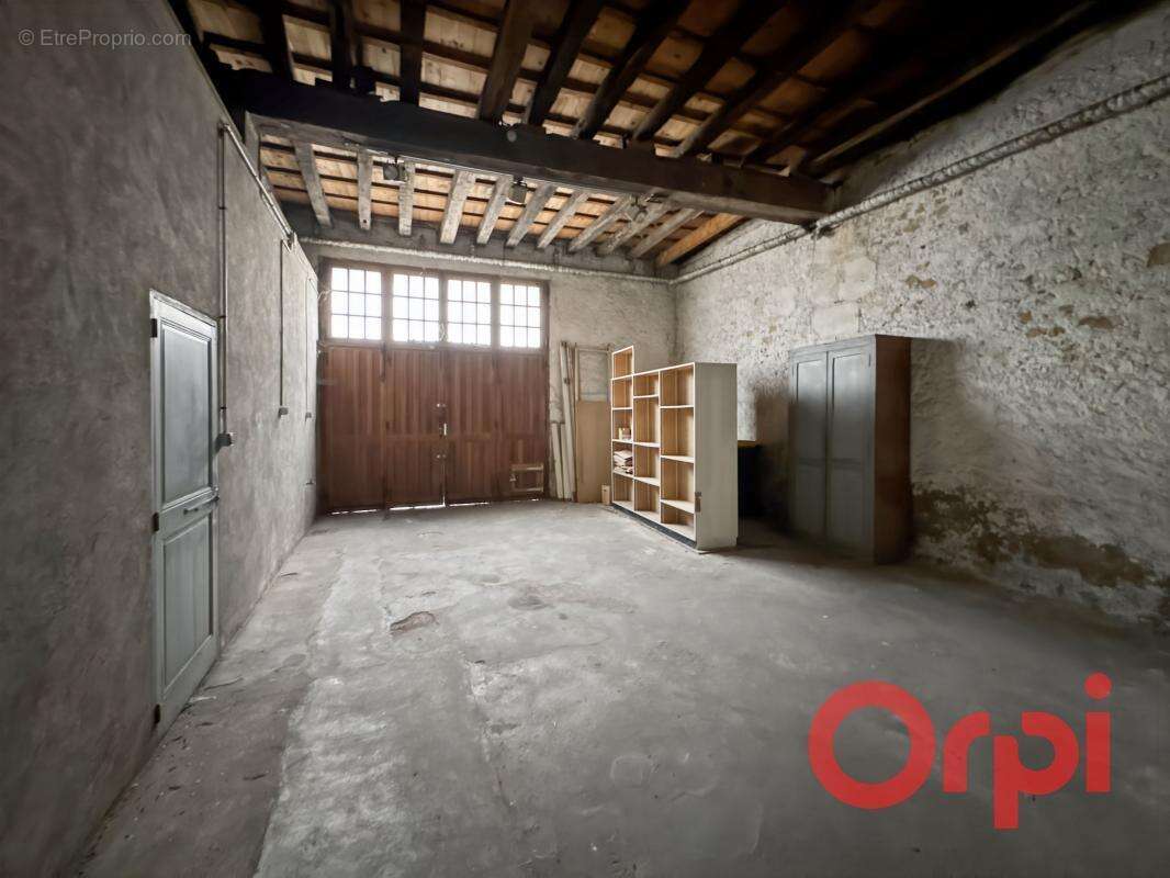 Appartement à SAINT-AMAND-MONTROND