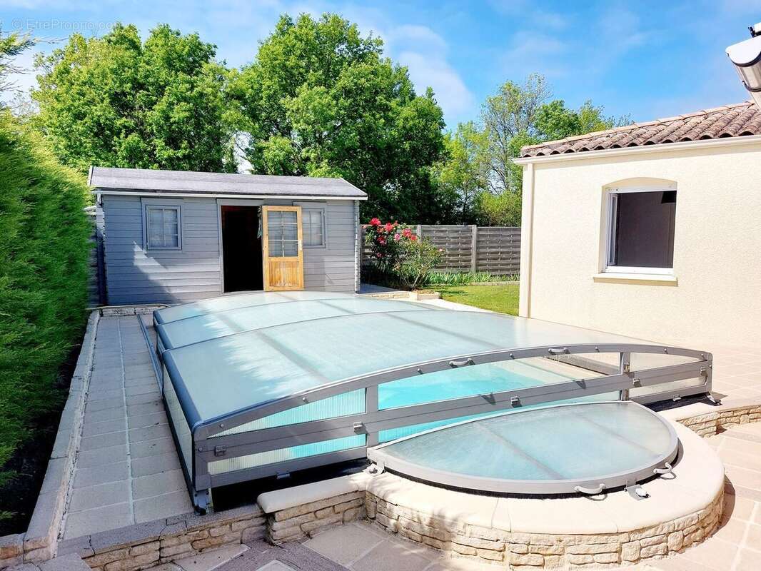 Maison à SAUJON