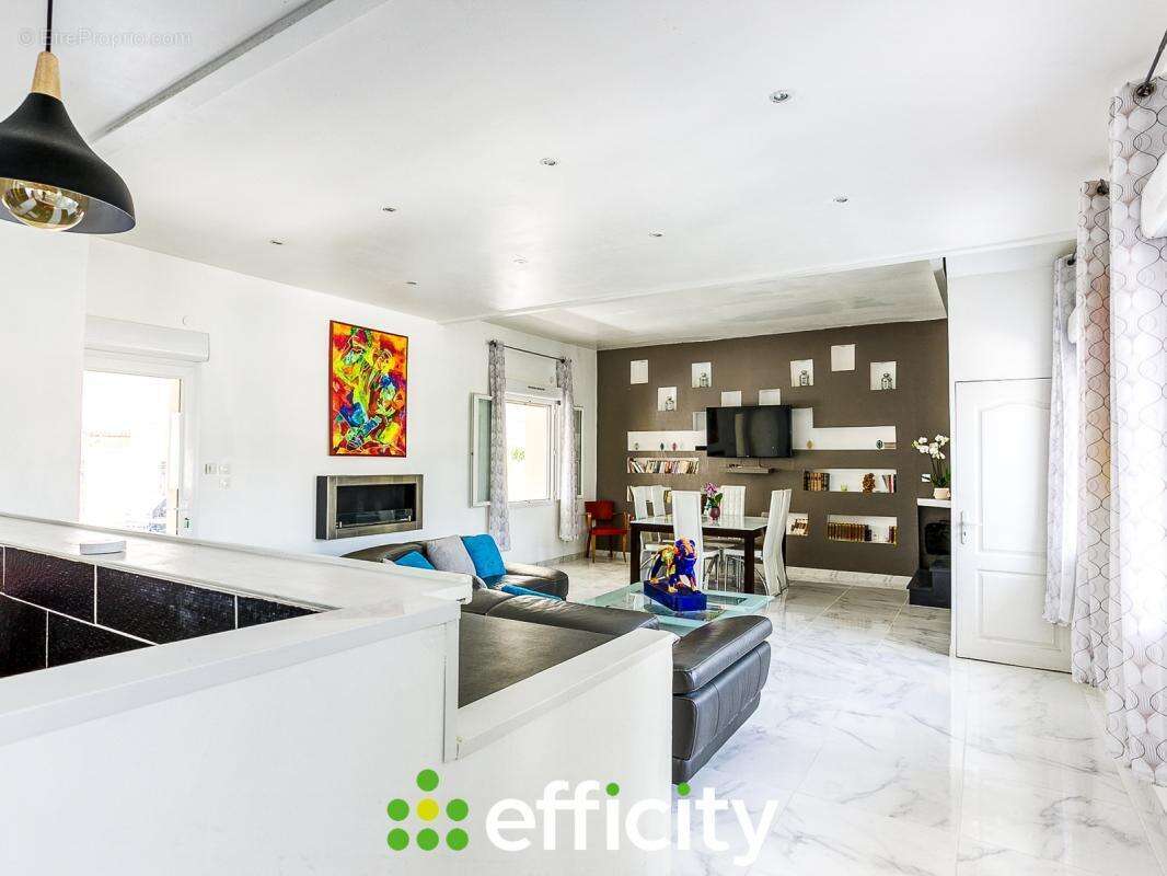 Maison à SAINT-FONS