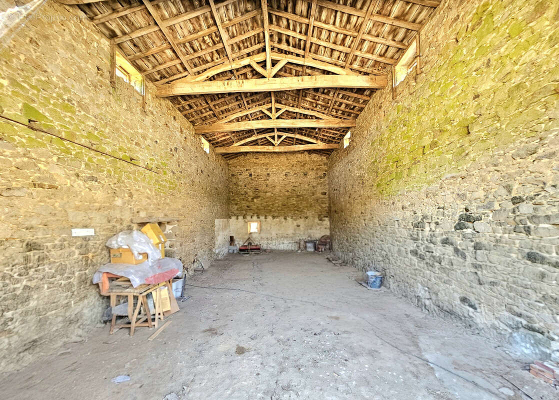 Corps de ferme a torfou - photo 16