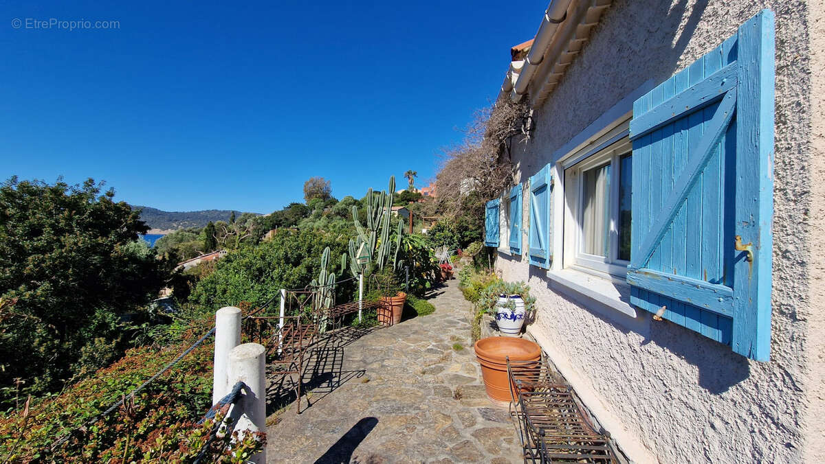 Maison à HYERES