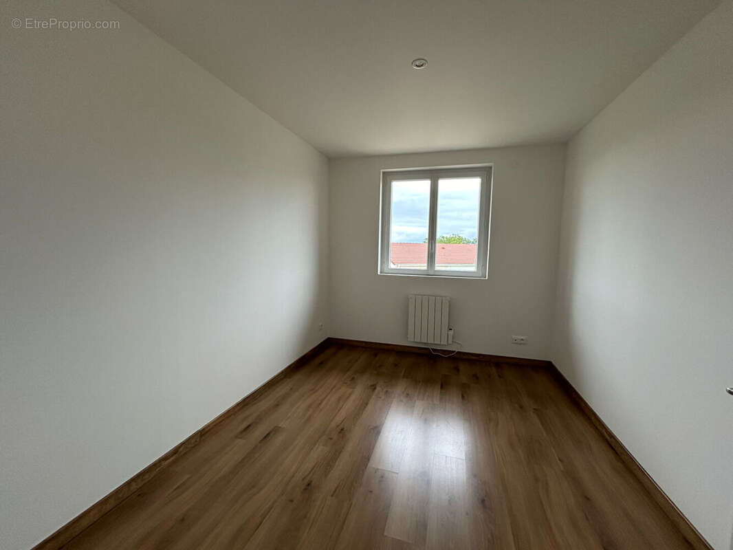 Appartement à ATTIGNAT