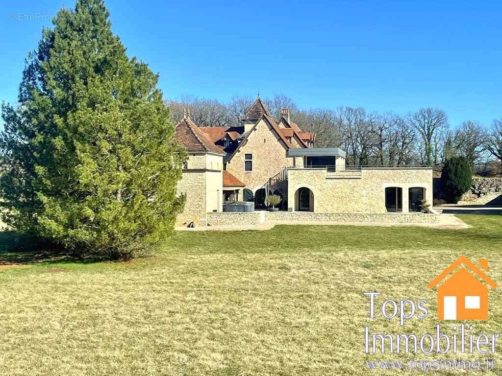 Maison à VILLENEUVE