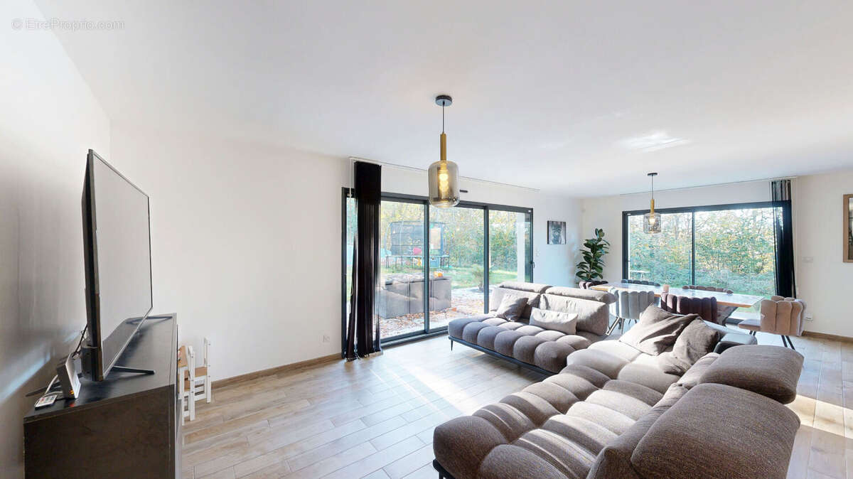 Maison à FONTAINE-LA-MALLET