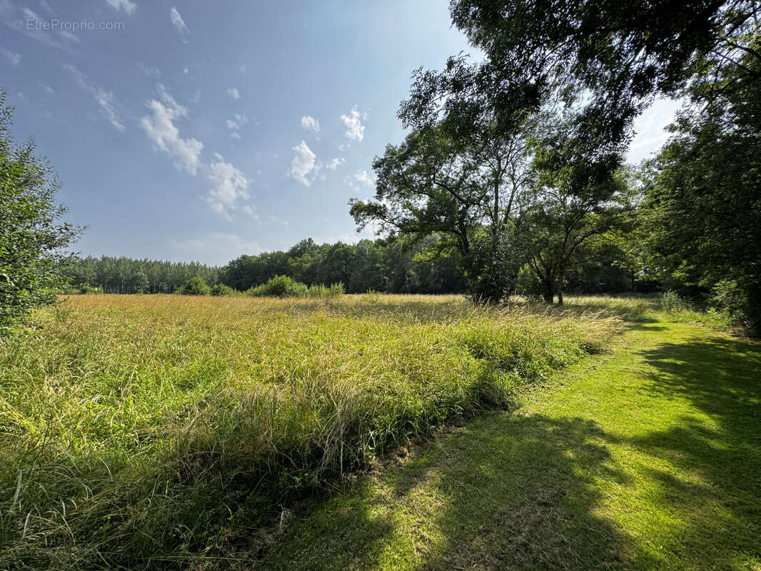 Maison à CHALLIGNAC