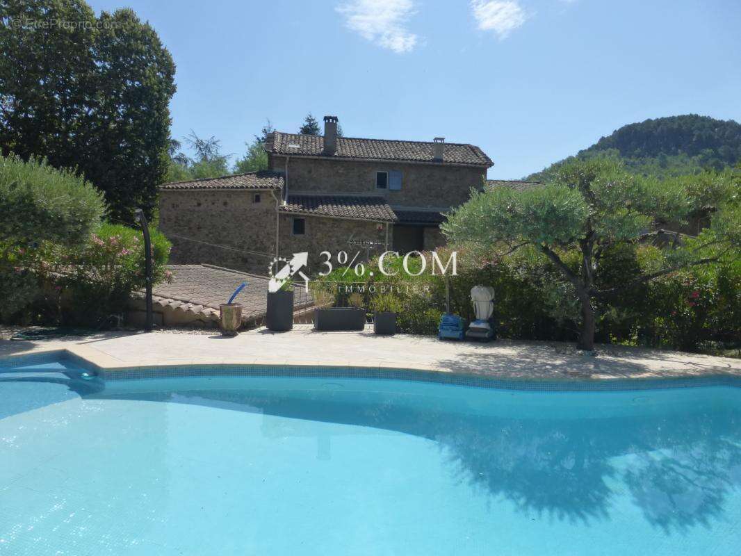 Maison à SAINT-SEBASTIEN-D&#039;AIGREFEUILLE