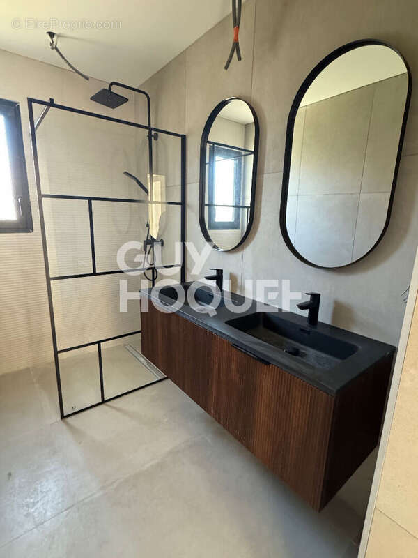 Maison à VILLENEUVE-DE-LA-RAHO