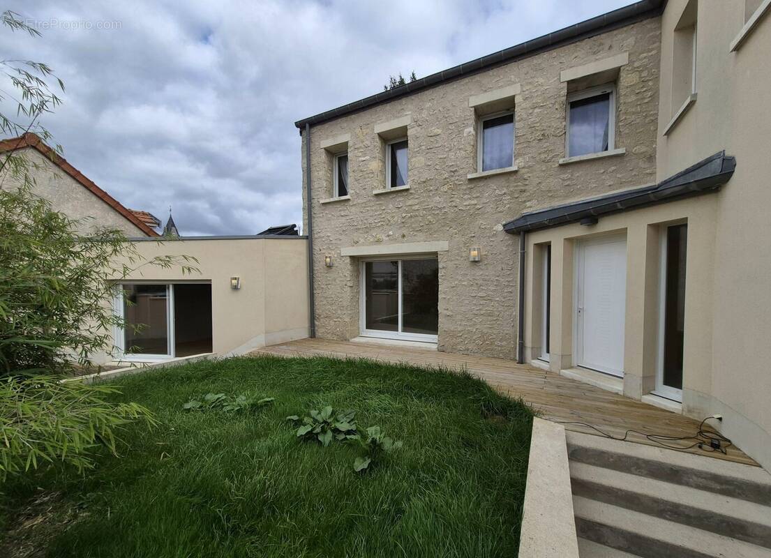 Maison à CONCEVREUX