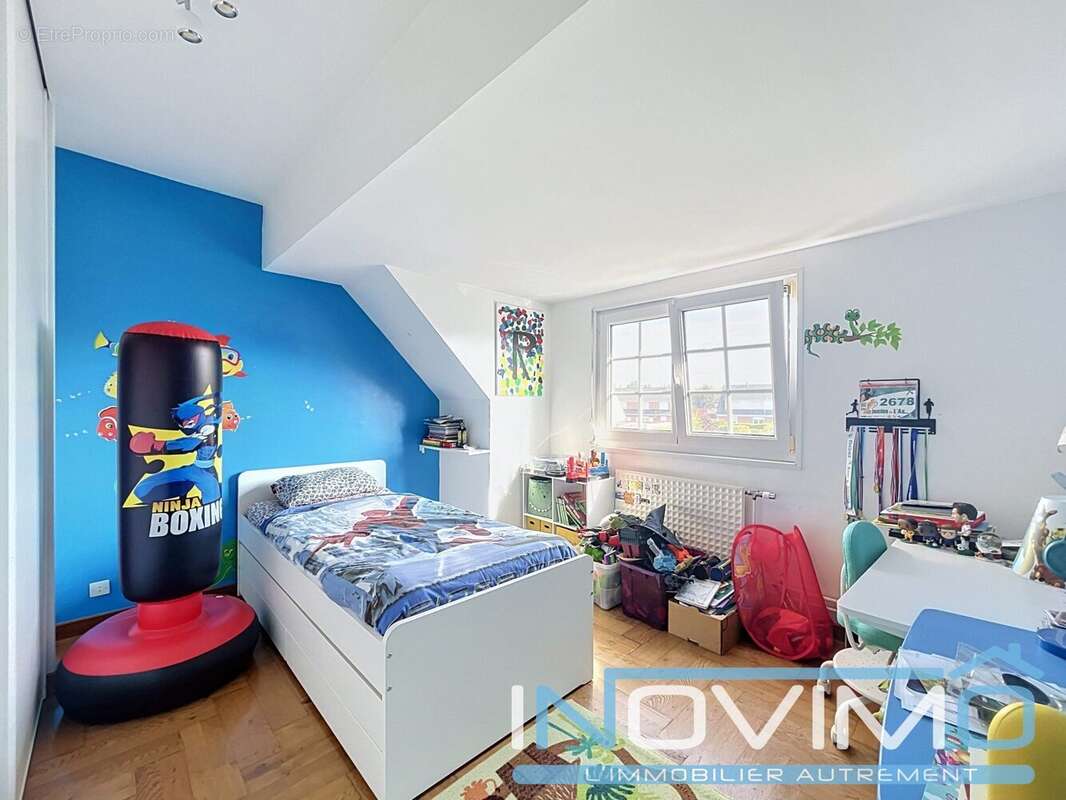 Maison 102 m² à Cappelle-La-Grande  - photo 8