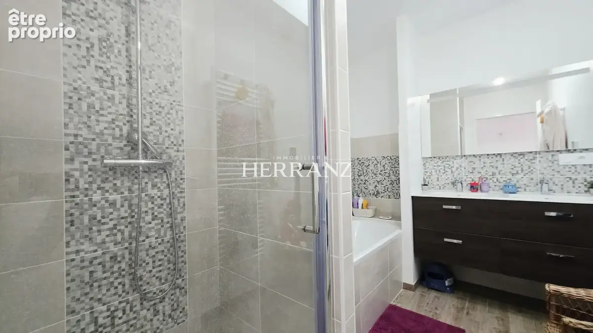 Maison aux prestations contemporaines 2019 - 120 m2 aec pisine et domotique - photo 14