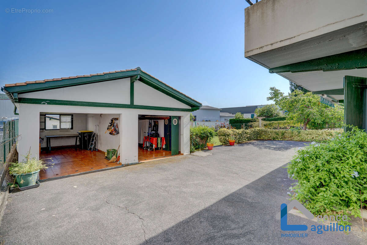 Hendaye  belle maison  de 151 m2 avec fort potentiel - photo 23