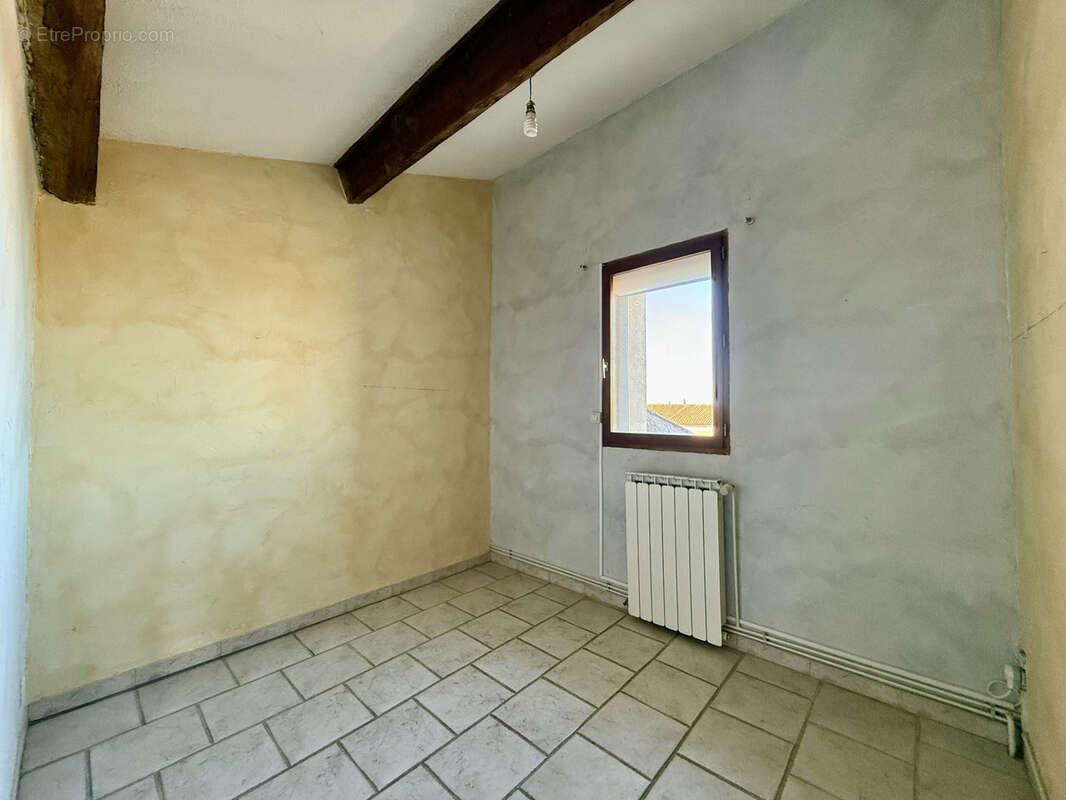 Maison à SAINT-THIBERY