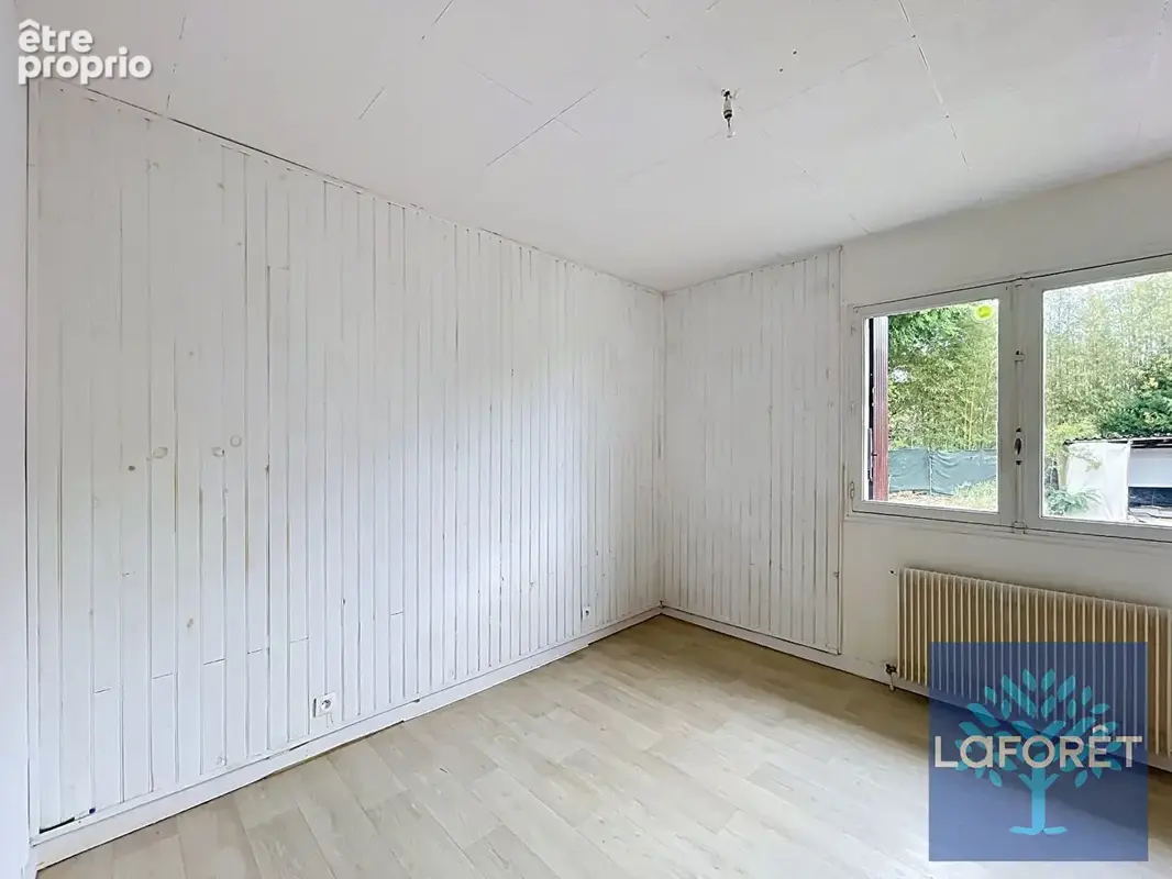 Dax - maison en retrait de la rue sur 549 m² de terrain - photo 7