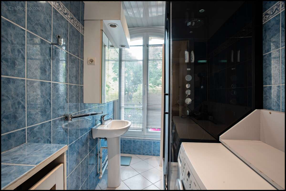 Appartement à vendre 3 pièces PARIS 15EME ARRONDISSEMENT (75) - photo 5