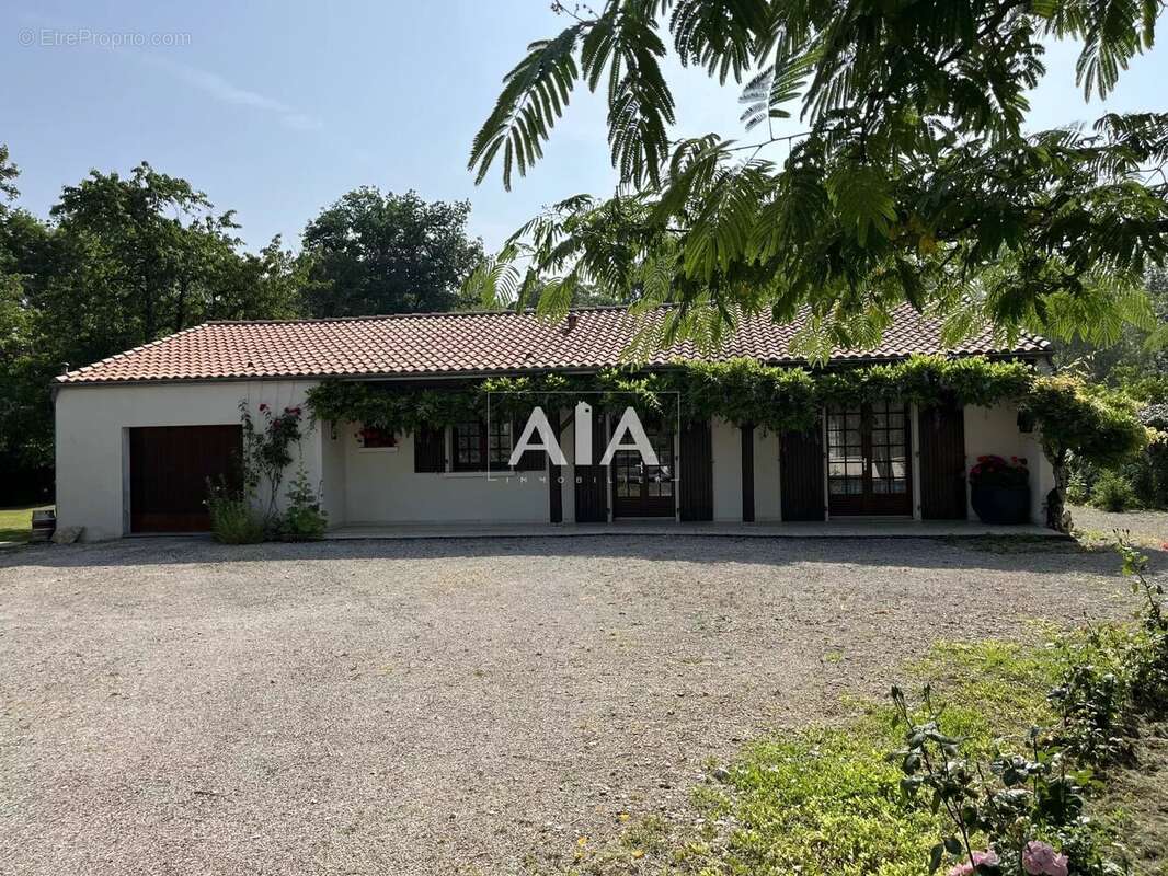 Maison à MAINE-DE-BOIXE