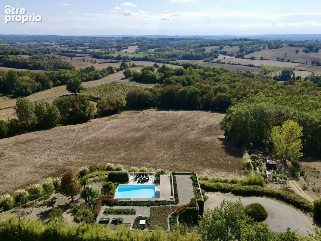 Propriété contemporaine d’exception — panorama 180o sur les pyrénées - photo 16
