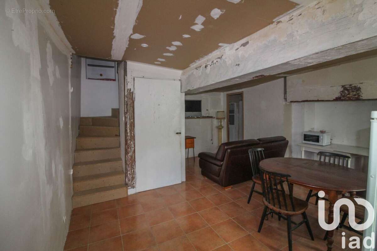 Maison 81 m² à Champcevrais  - photo 9