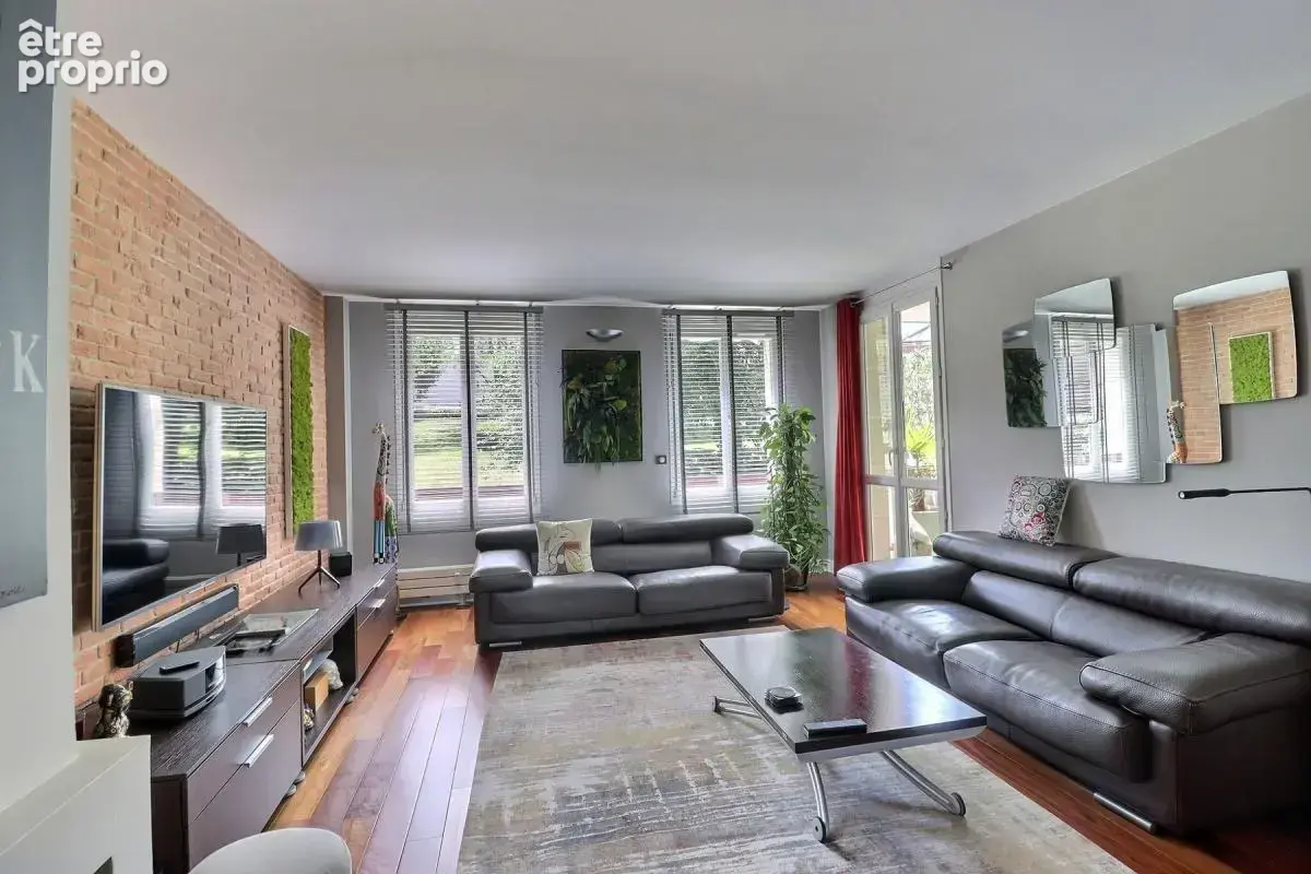 Louveciennes -coup de coeur assure: 100m2 avec terrasse - photo 4