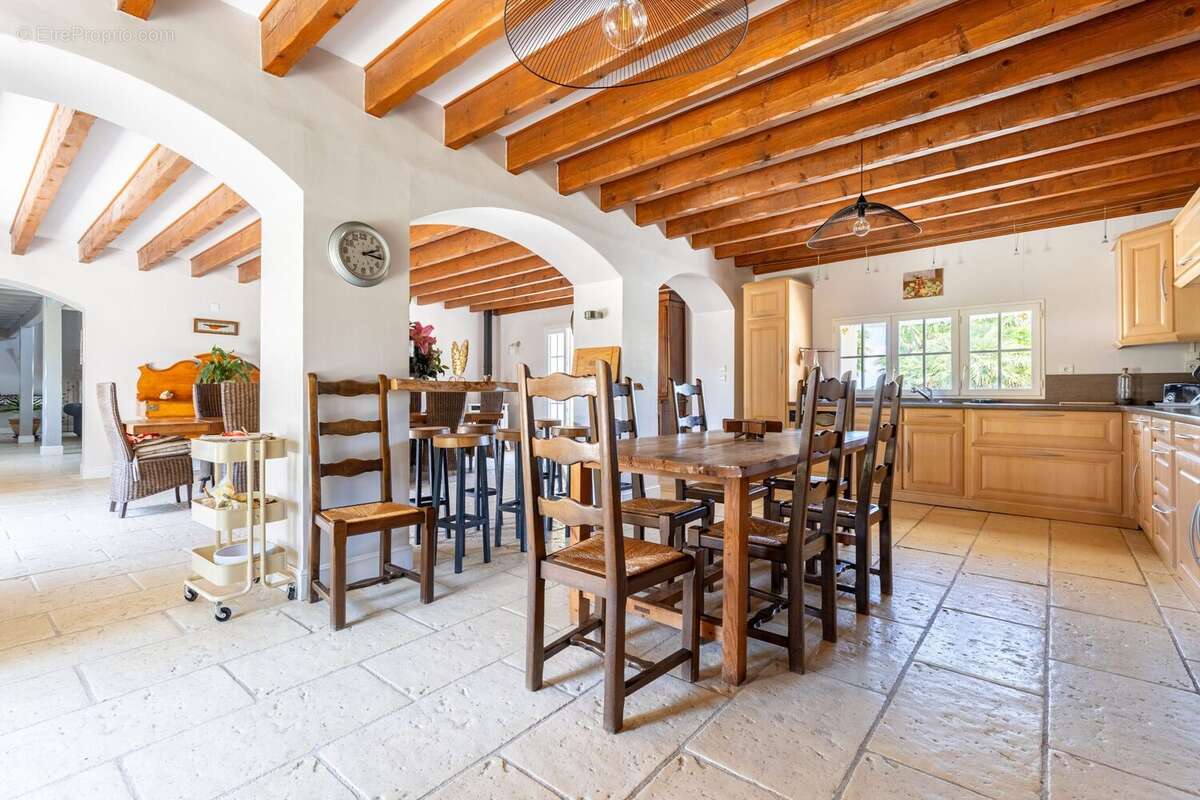 Maison à CIVRAC-EN-MEDOC