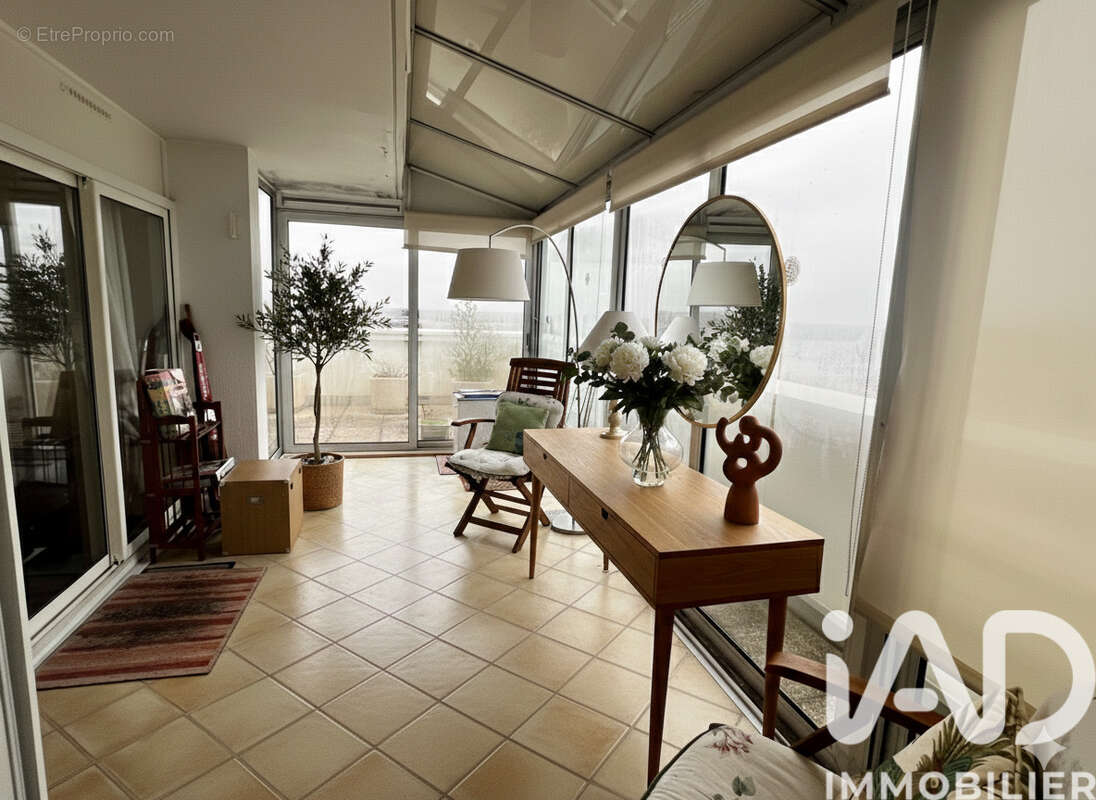 Photo 5 - Appartement à VELIZY-VILLACOUBLAY