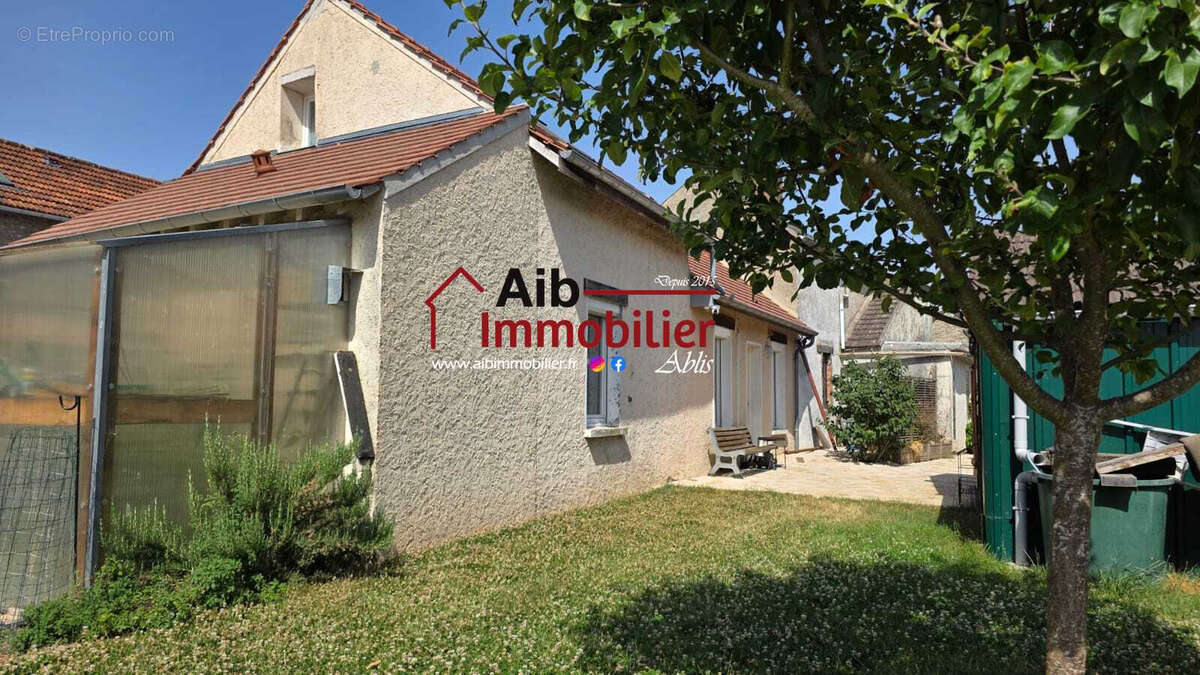 Maison à ABLIS