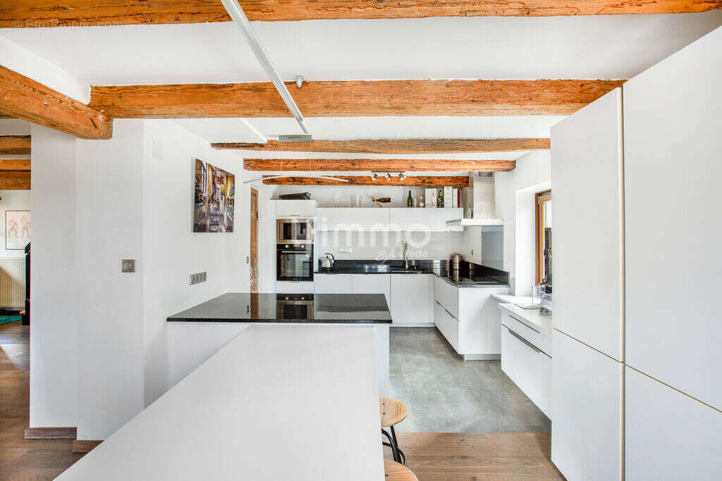 Cachet Historique & Volumes Hors Normes (283 m²) - photo 4