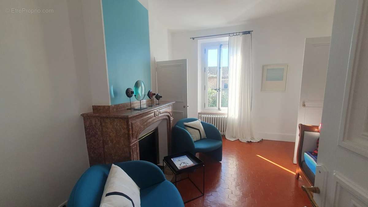 Maison à LEZIGNAN-CORBIERES