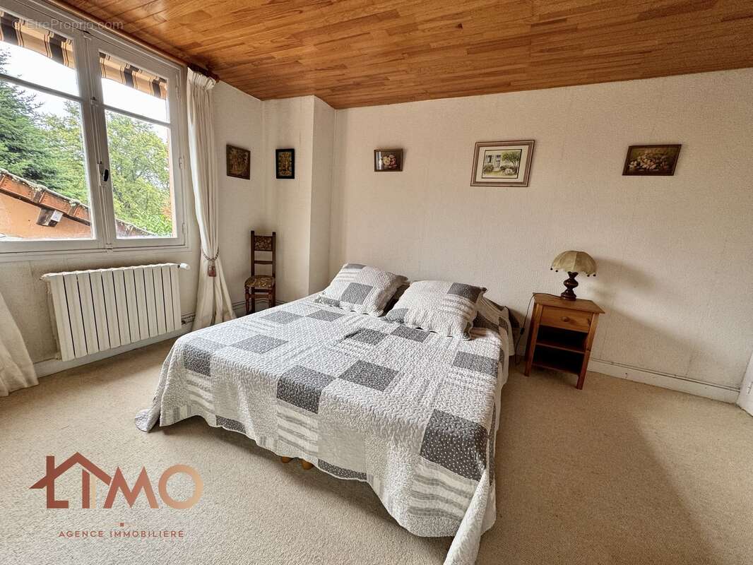 Maison à SAINT-MOREIL