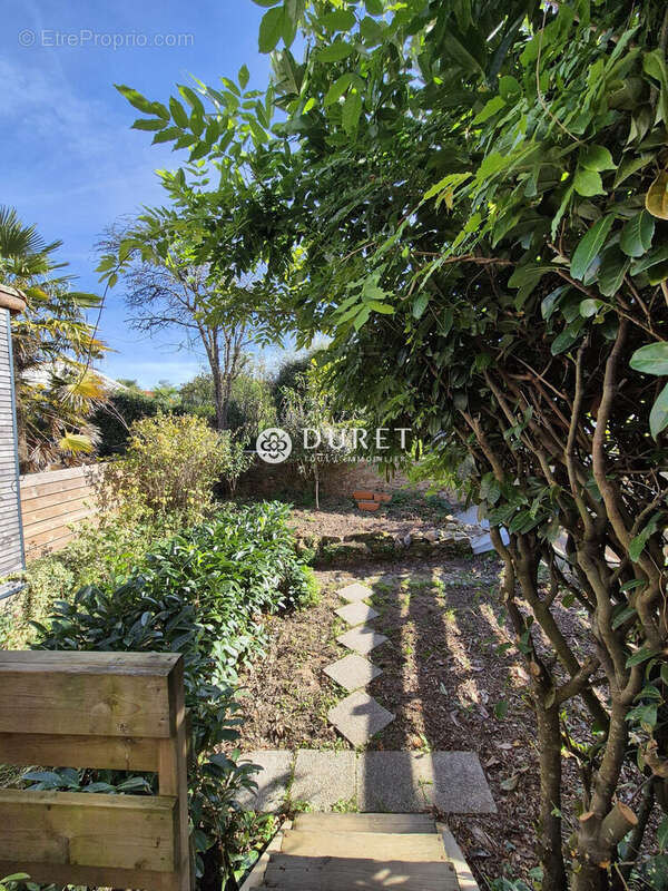 Maison à LES CLOUZEAUX