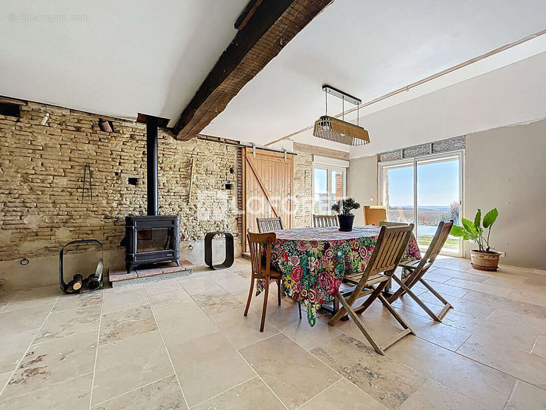 Maison à VILLEMUR-SUR-TARN