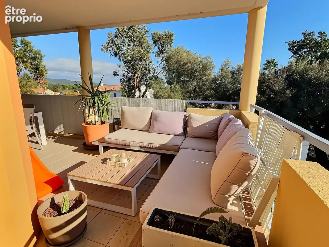 Appartement T3 avec terrasse et 2 stationnements privatifs - photo 5