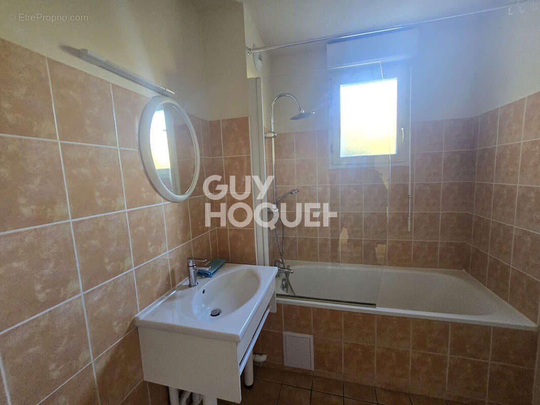 Appartement à MILLY-LA-FORET